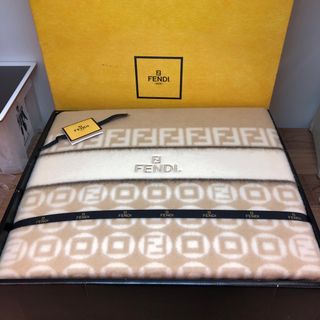 FENDI（寝具）のフリマアイテム一覧