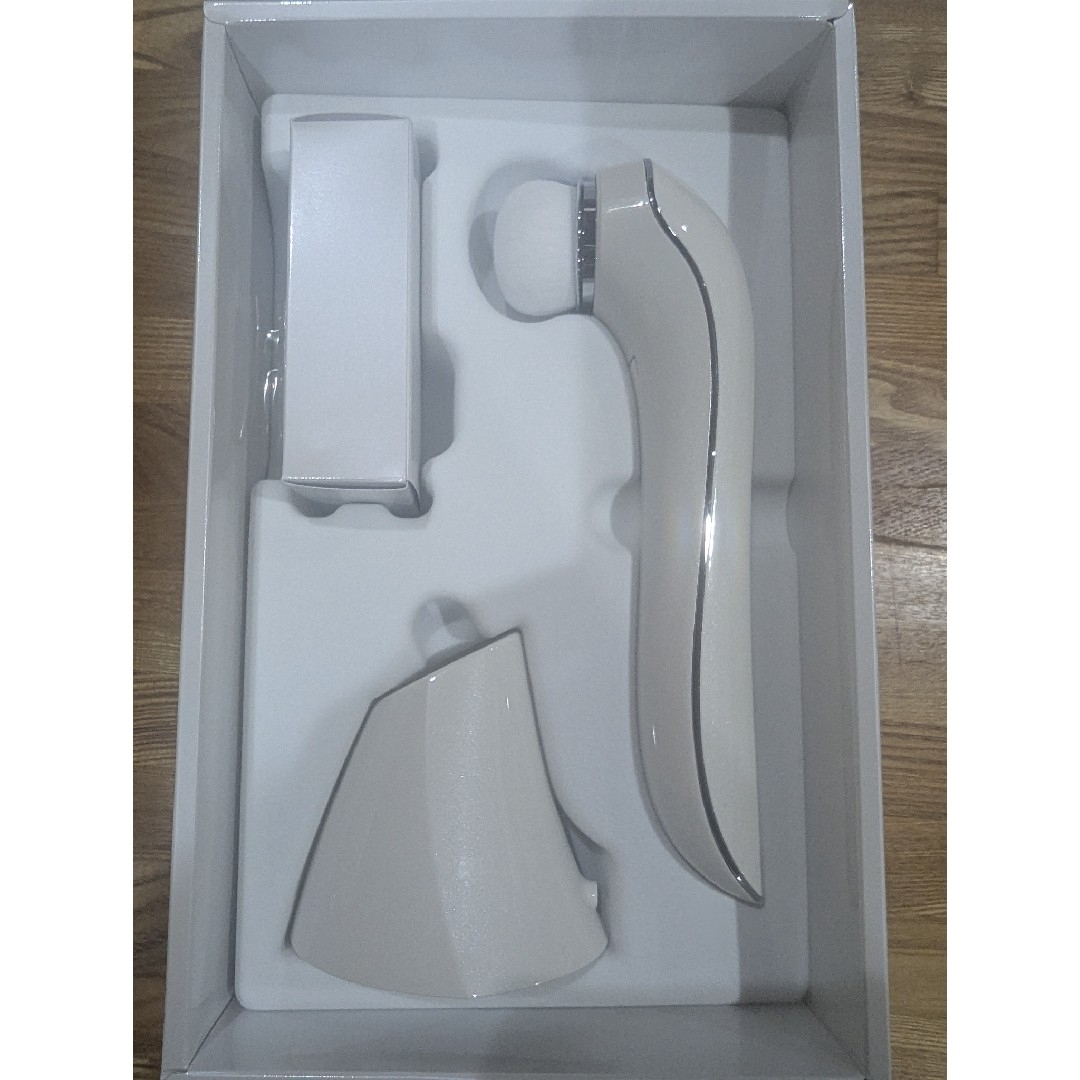 リファクリア ReFa CLEARの通販 by ひろ's shop｜ラクマ