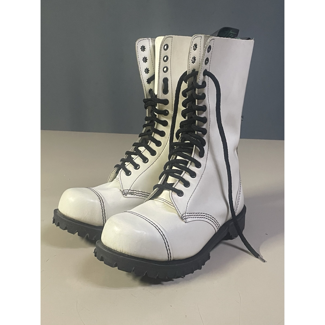 GETTA GRIP - getta grip 14 eye Boot Made in England の通販 by