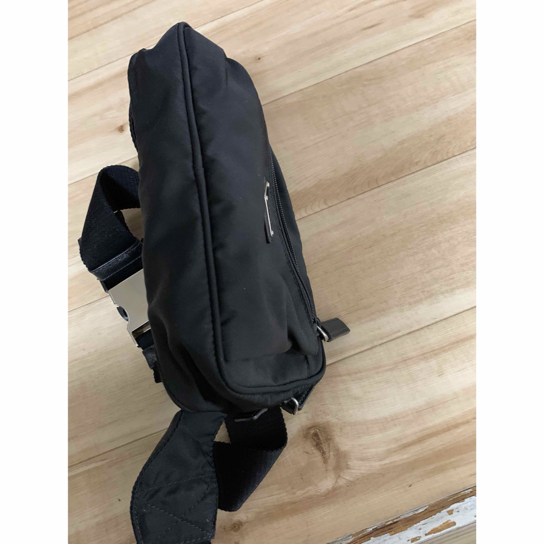 PRADA - 美品✨ PRADA ボディバッグ ウエストバッグ ナイロン 三角ロゴ