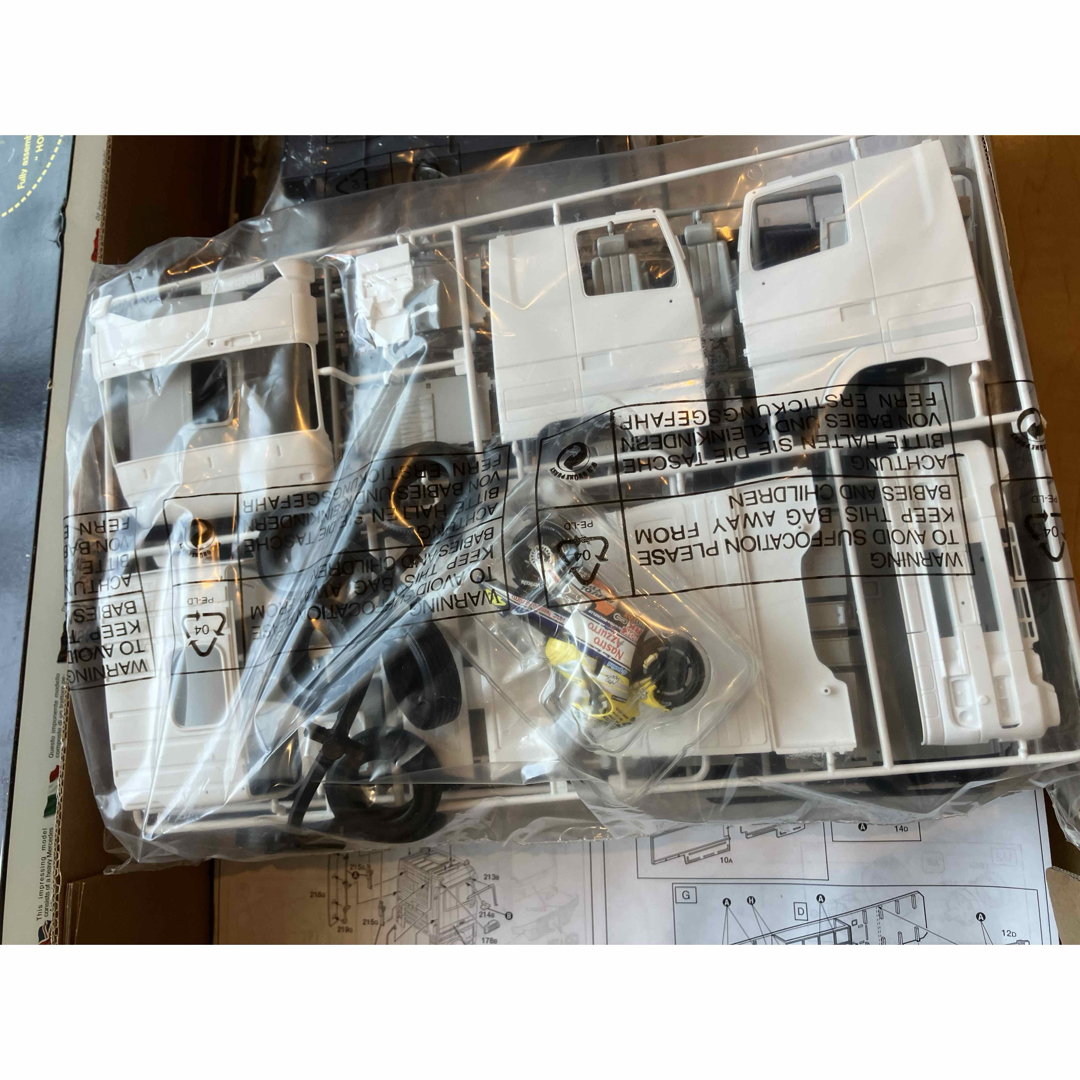 イタレリ 1/24 ホンダ レーシング トラック&トレーラーの通販 by