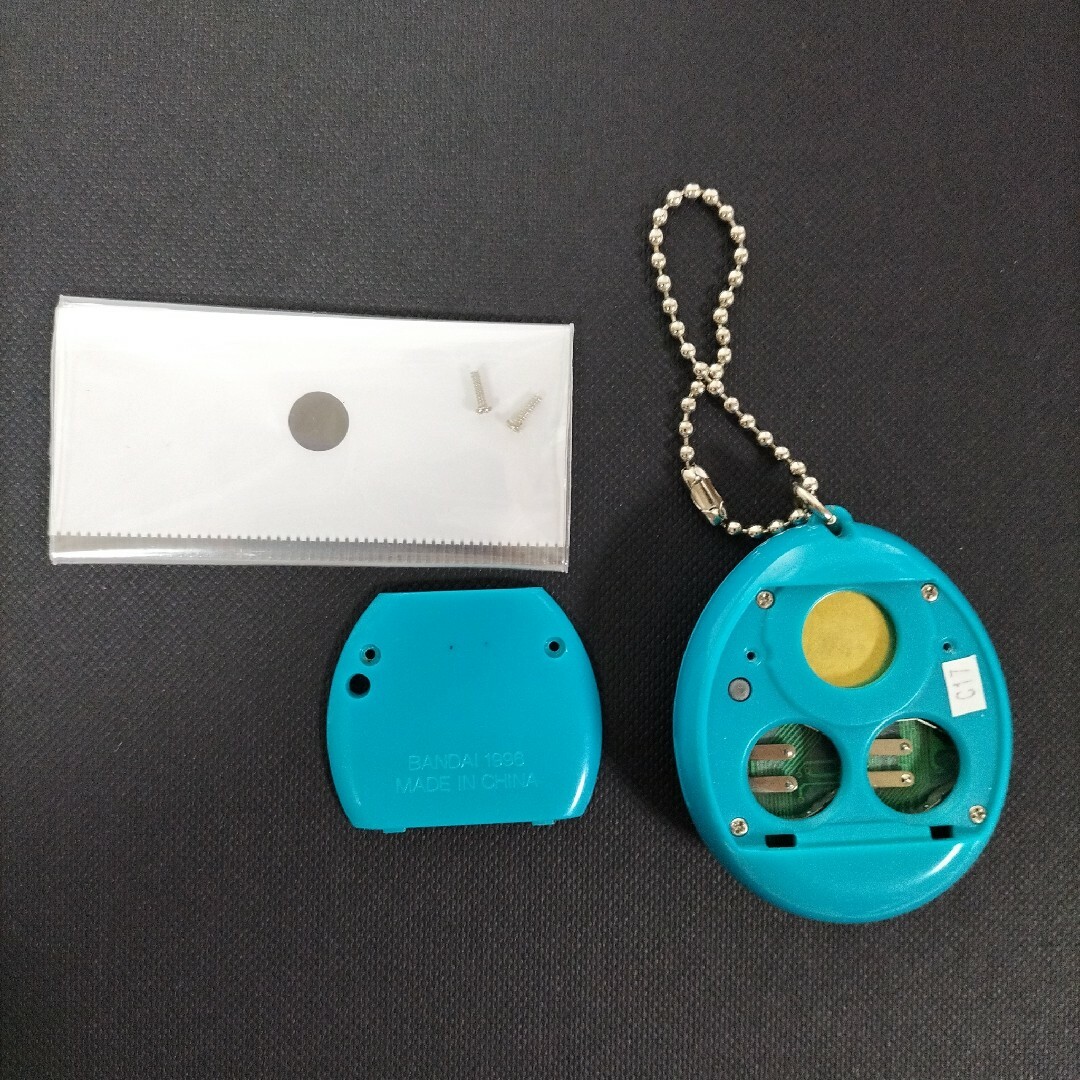 BANDAI - 新種発見！たまごっち イエローとブルー 中古品 2個セット