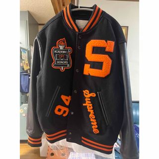 Supreme（スタジャン ・ オレンジ/橙色系）のフリマアイテム一覧