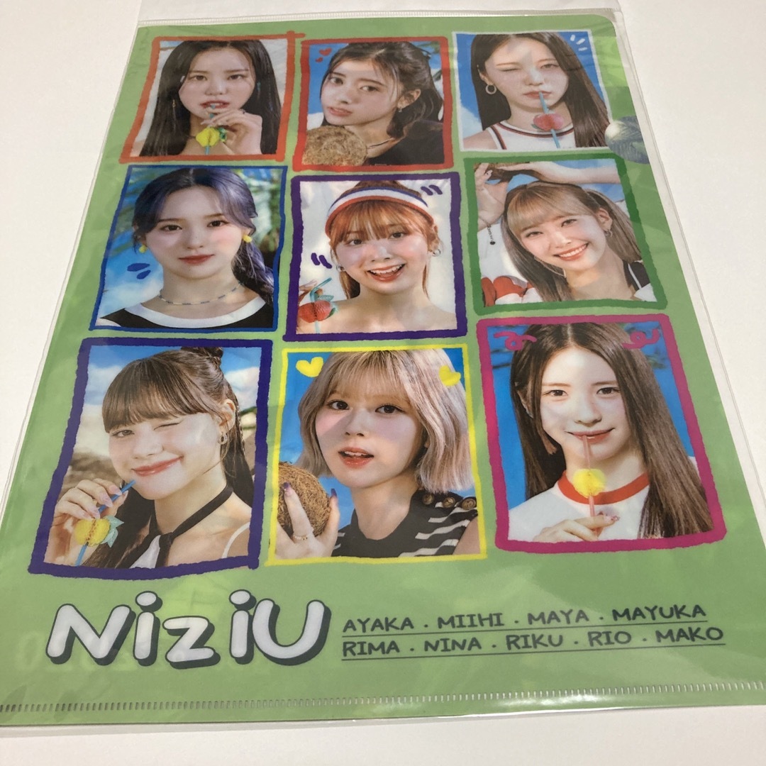 NiziU - niziu クリアファイルの通販 by kpopgoods's shop｜ニジュー