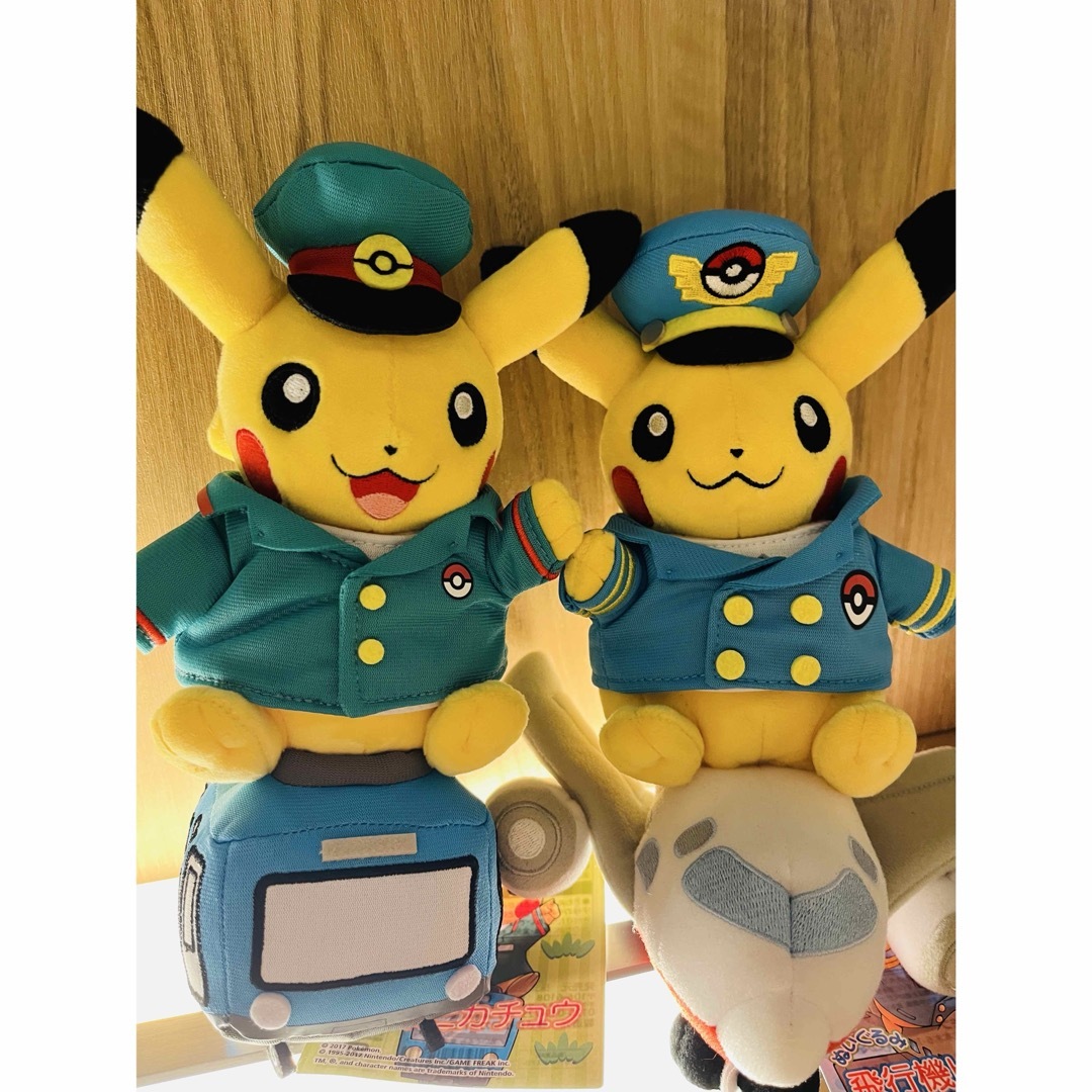 新品未使用！飛行機ピカチュウ 電車ピカチュウ ぬいぐるみ セット売り