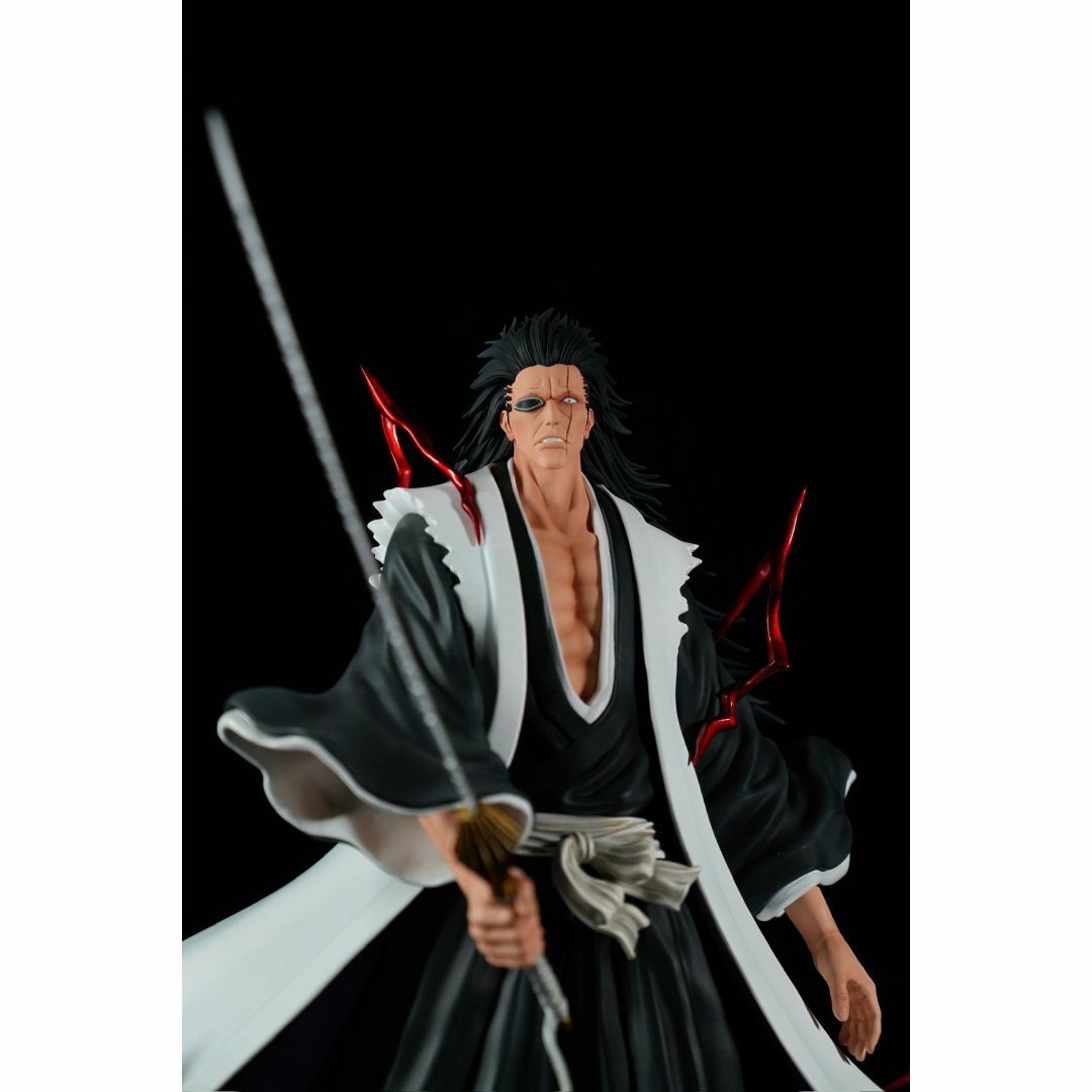 BLEACH ブリーチ 更木剣八 ガレージキット フィギュア 1/6スケールの