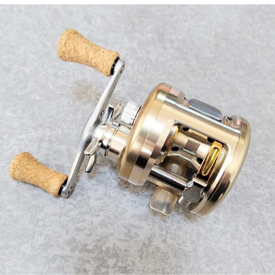 DAIWA - 美品 Daiwa ダイワ ミリオネアCV-Z 205 箱あり ベイトリール