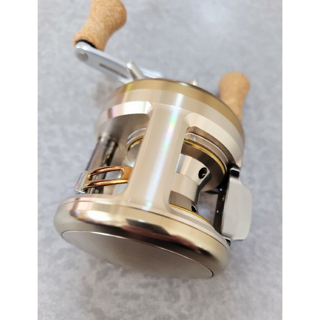 DAIWA - 美品 Daiwa ダイワ ミリオネアCV-Z 205 箱あり ベイトリール