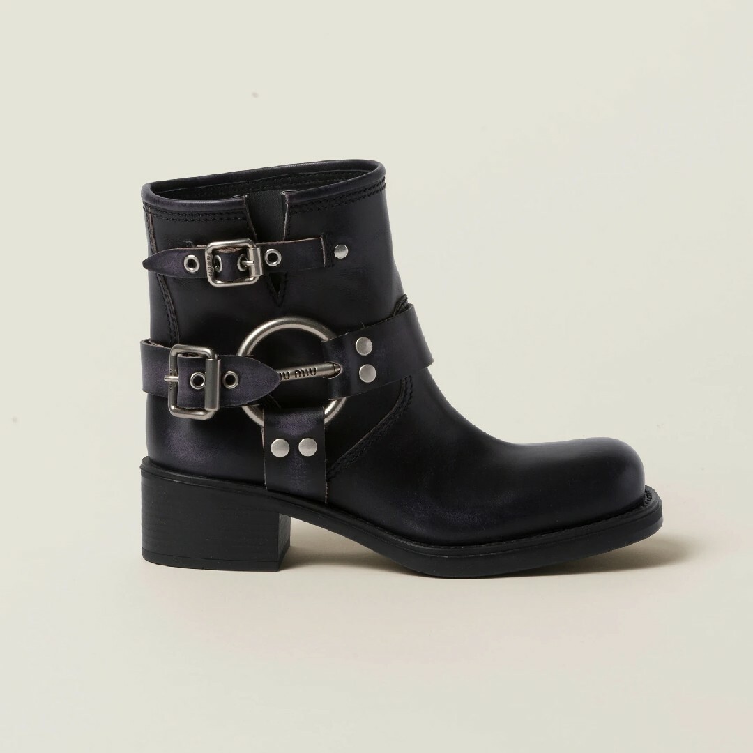 MIU MIU - MIUMIU ミュウミュウ ヴィンテージレザー加工 ショート