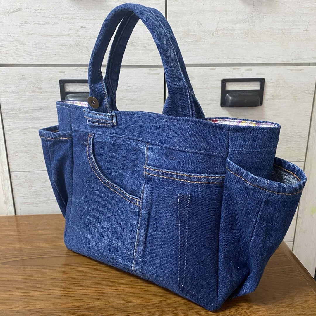 デニムリメイク⭐️ジーンズ⭐️デニムバッグ⭐️ハンドバッグ