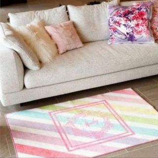 Rady（ラグ/カーペット/マット）のフリマアイテム一覧