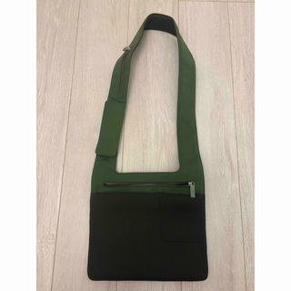 MIU MIU（ショルダーバッグ）のフリマアイテム一覧