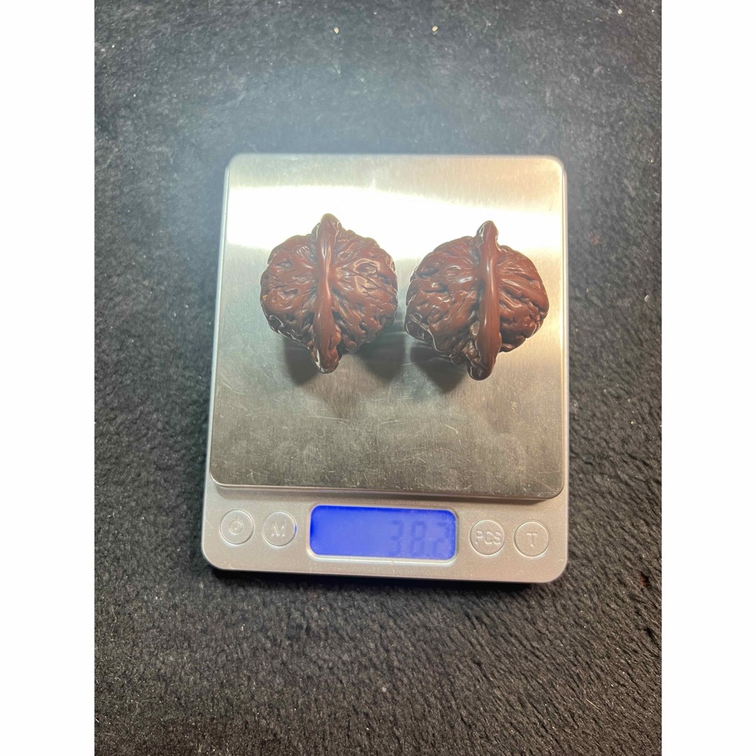 遊ぶ胡桃、文玩核桃、【獅子頭クルミ】413635/38.2g/JST25086の通販 by