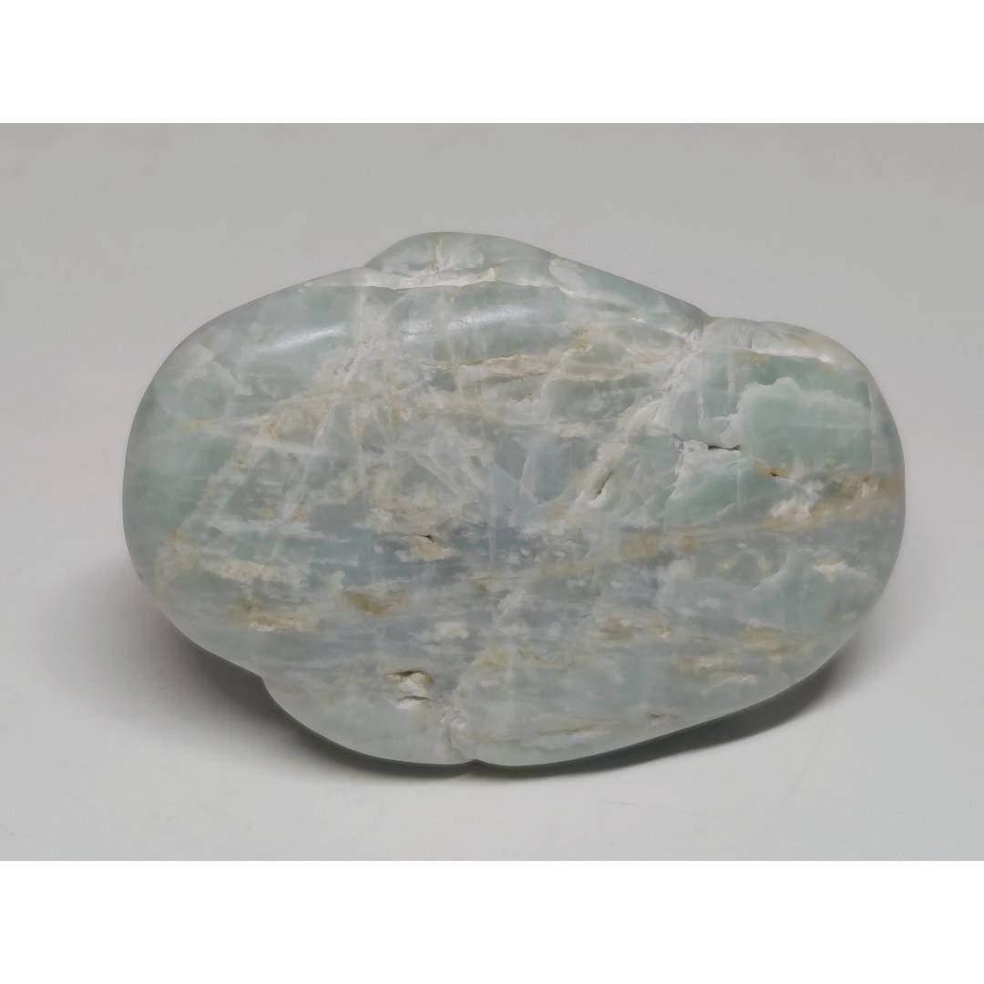 糸魚川138 翡翠 227g ヒスイ 原石 鑑賞石 自然石 誕生石 鉱物 鉱石