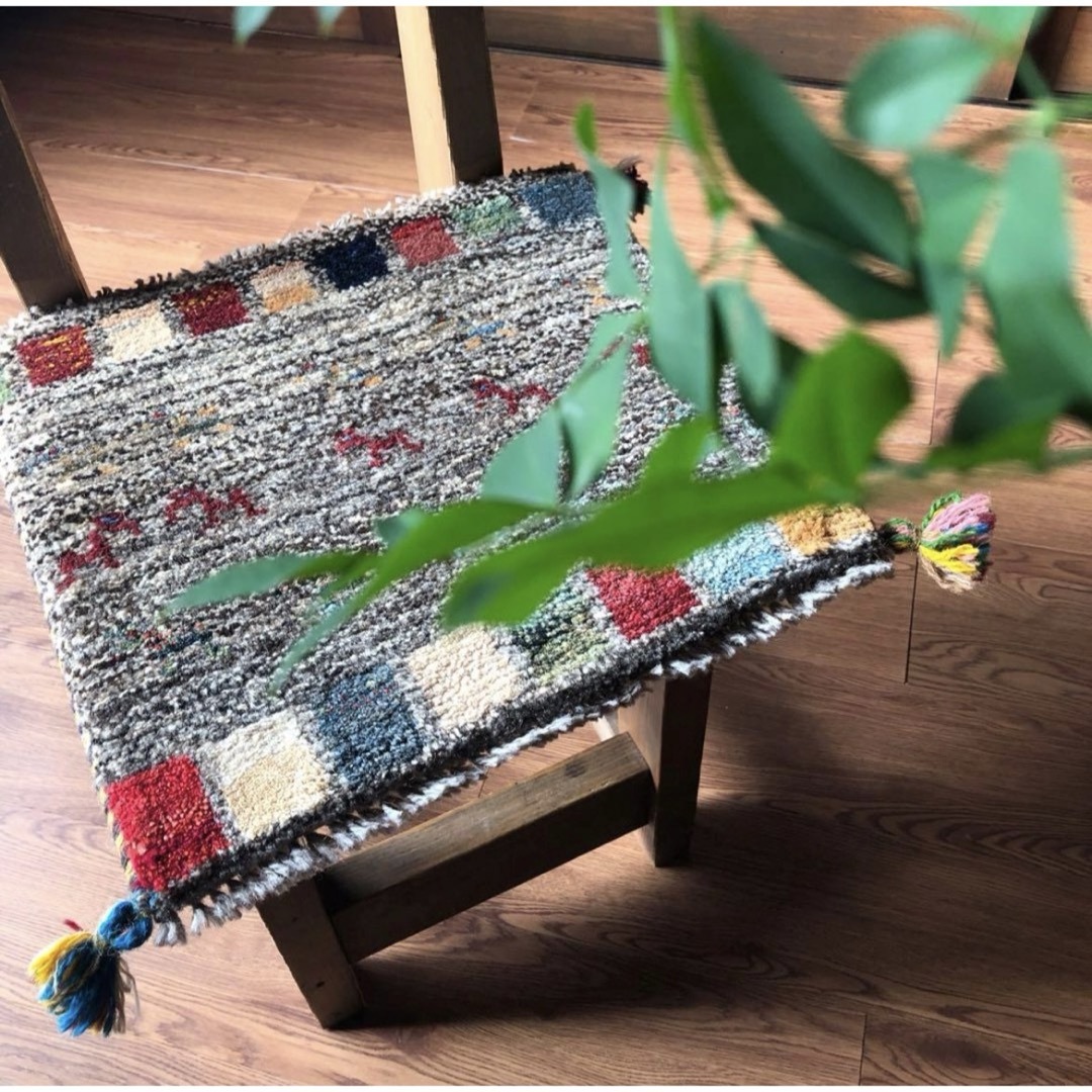 ペルシャギャッベ (ギャベ) チェアマット 椅子の座布団 No.11234