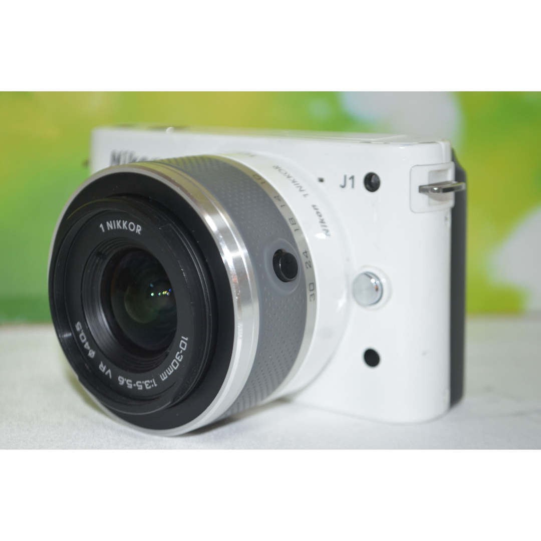 Nikon - ⭐️コンパクトミラーレスカメラ⭐️大人気ホワイト