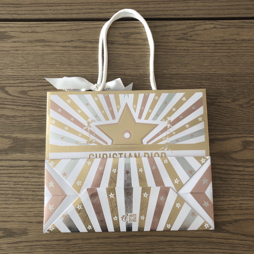 Dior - ディオール 2025ホリデー限定 ショッパー クリスマスの通販 by