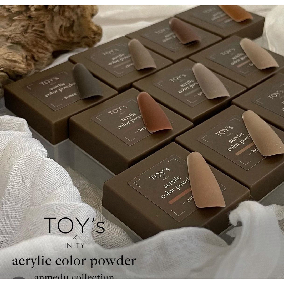 TOY's×INITY アクリルカラーパウダーセット 今日のみ値下げ