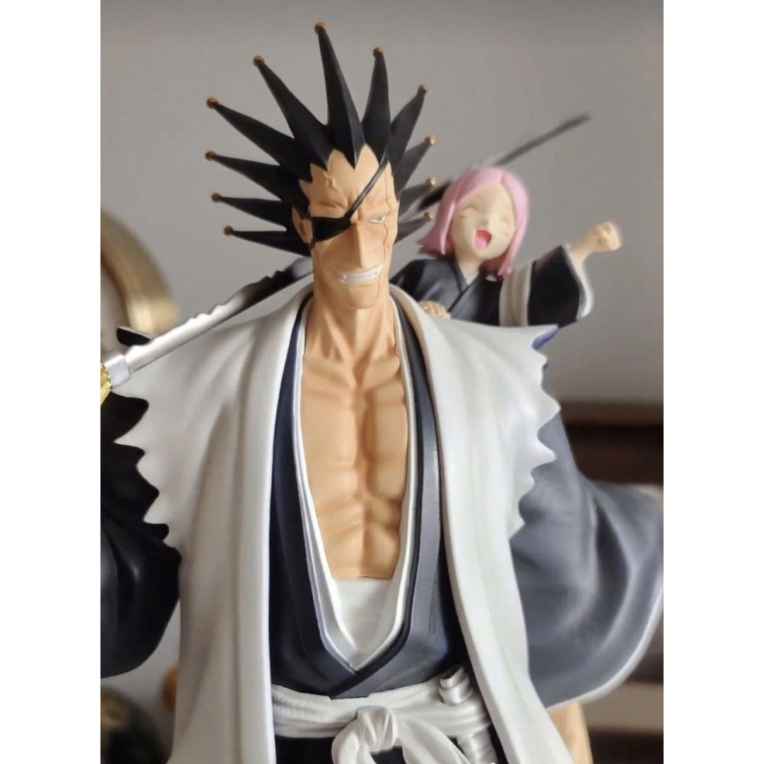 更木剣八 草鹿やちる ブリーチ BLEACH ガレージキット フィギュアの