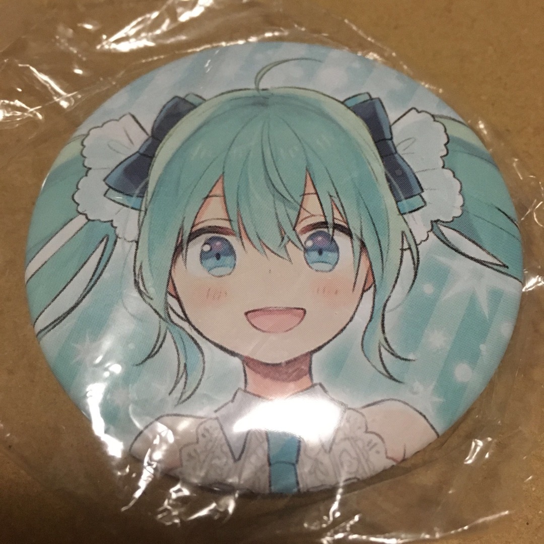 初音ミク 缶バッジ 知梨verの通販 by 阪本さん's shop｜ラクマ