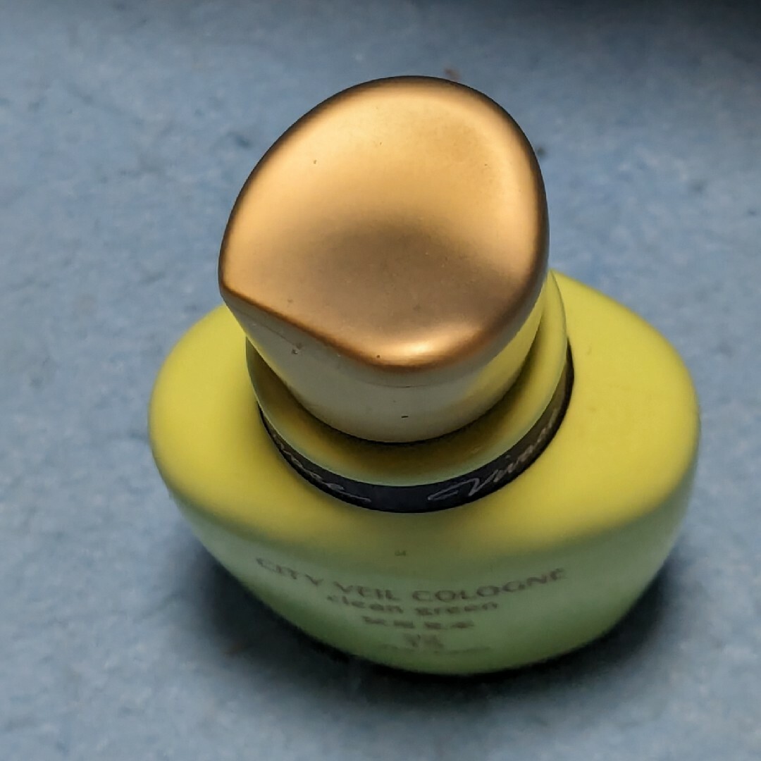 SHISEIDO (資生堂) - 廃盤希少資生堂ビバーチェシティべールコロン65ml