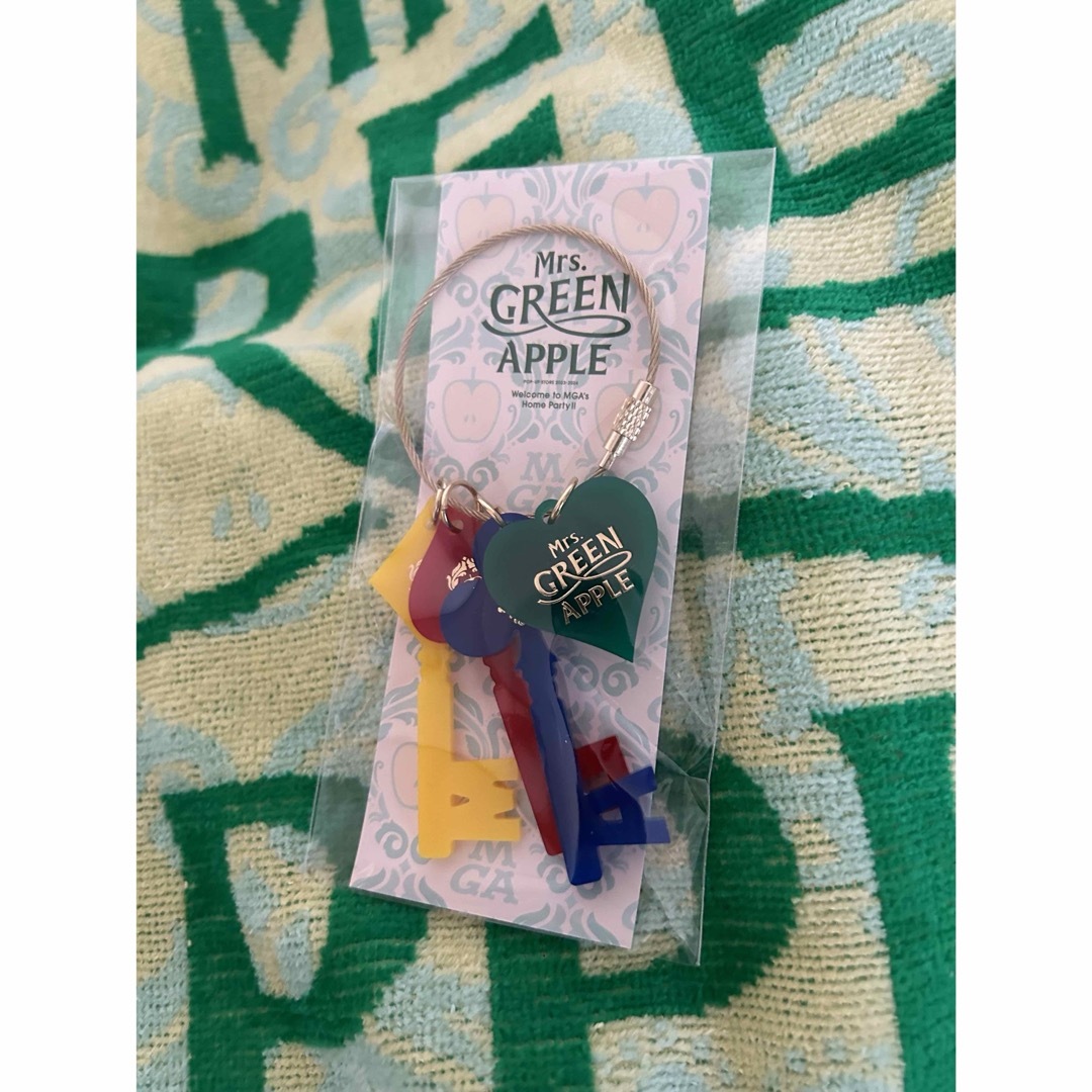 UNIVERSAL ENTERTAINMENT - Mrs. GREEN APPLE ポップアップストア 限定