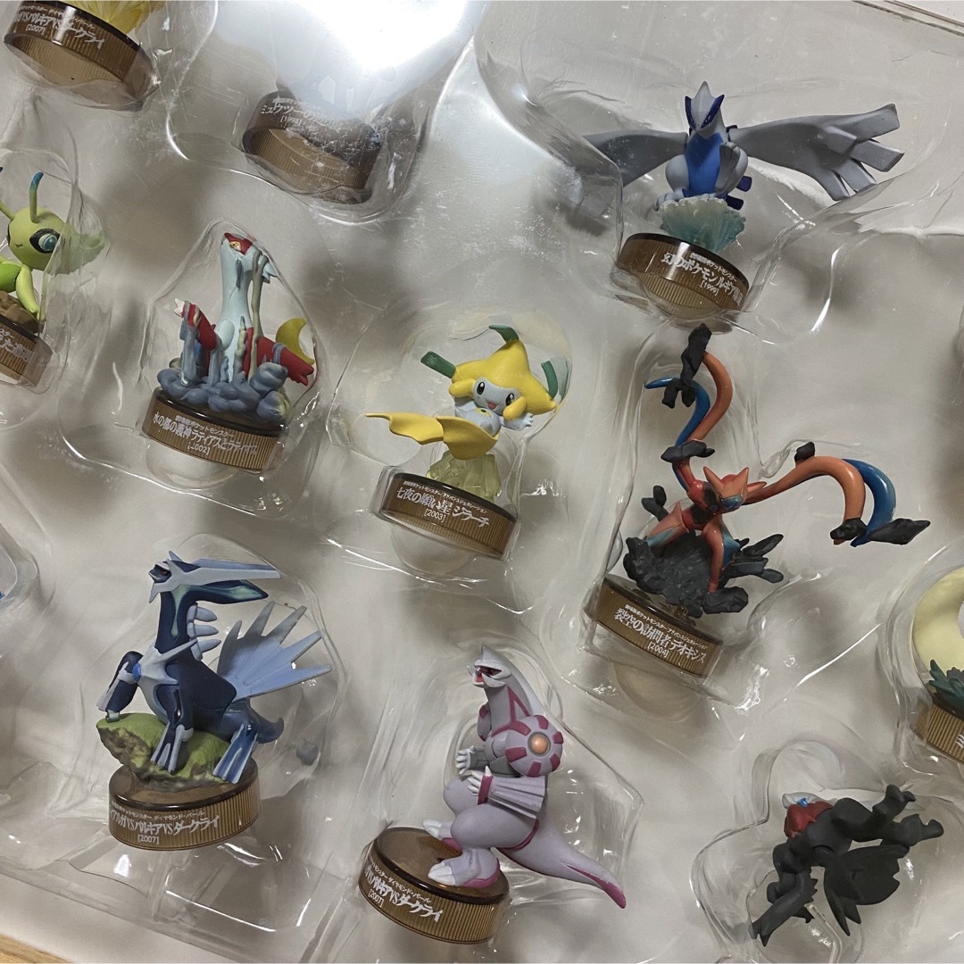 ポケモン - 【ポケモン】フィギュア付きペットボトルキャップ 13個の