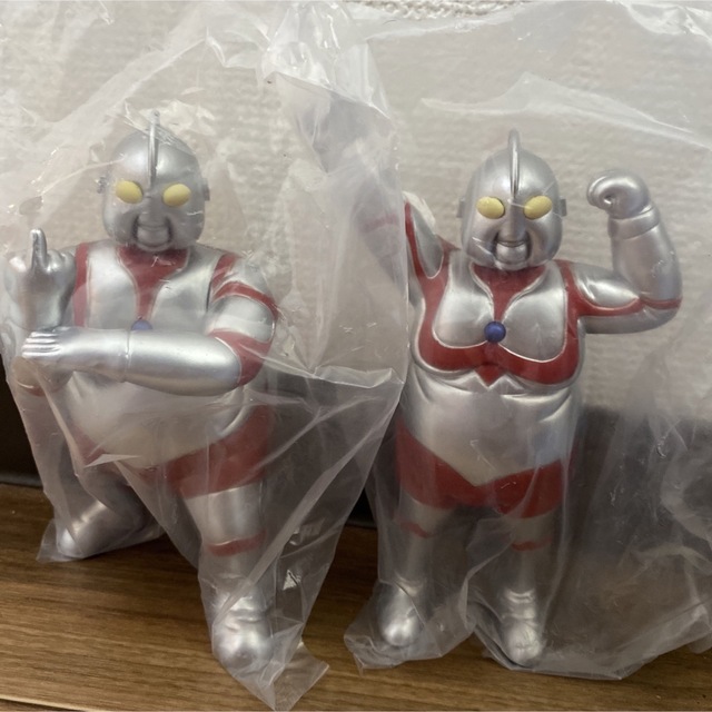 ウルトラマン デブトラマン フィギュア ソフビの通販 by アミューズ's