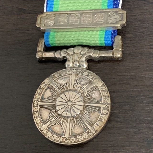 希少レア品・銀製！！》《送料無料》⭐︎ 大東亜戦争従軍記章 銀製勲章