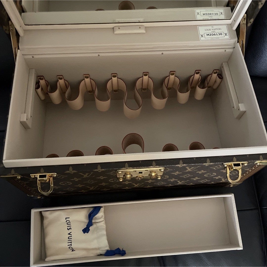 LOUIS VUITTON - ルイヴィトン メイクボックスの通販 by なの。's shop