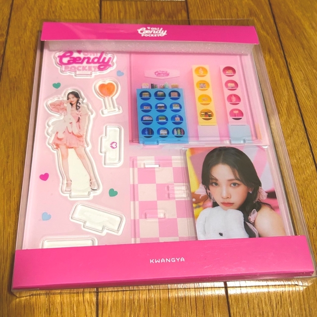 aespa Oh! Caendy POCKET アクリルスタンド KARINAの通販 by だん ｜ラクマ