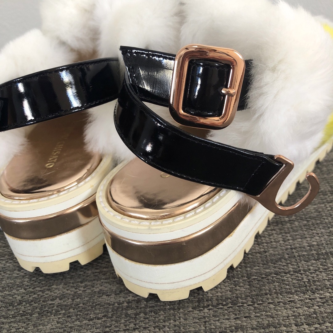 TSUMORI CHISATO - おしゃれさん必見！☆ツモリチサト☆ファーサンダル