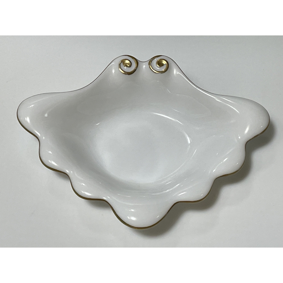 MIKIMOTO - 【MIKIMOTO】ミキモト 白いシェル型トレイの通販 by