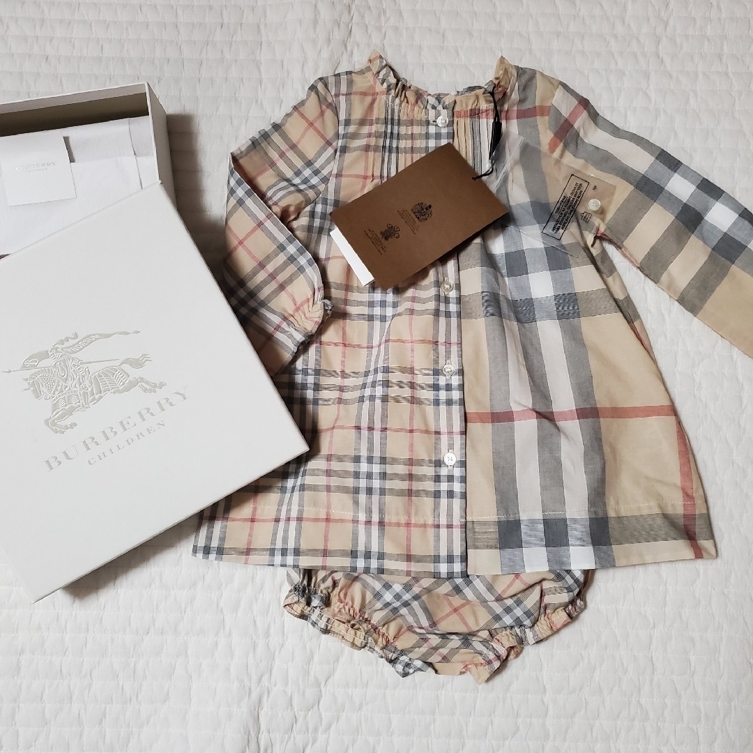 BURBERRY - 新品タグ付き バーバリー ベビー服の通販 by pipi's shop