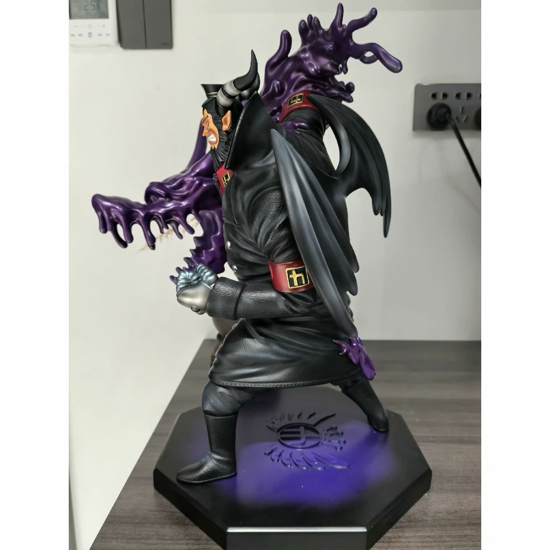 ワンピース 刑務官 マゼラン フィギュア ガレージキット 塗装済み完成