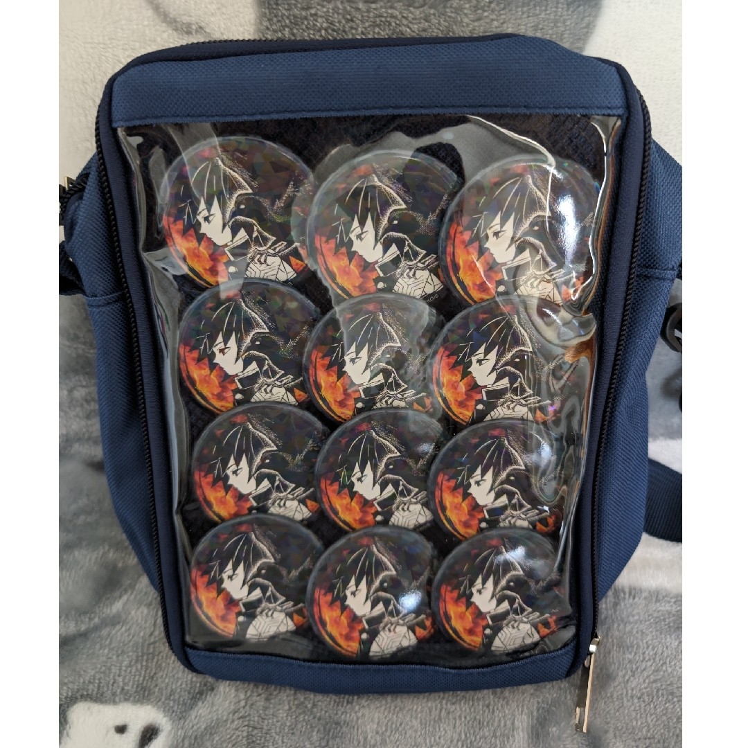 集英社 - 【中古】鬼滅の刃 冨岡義勇 痛バッグ 缶バッジの通販 by