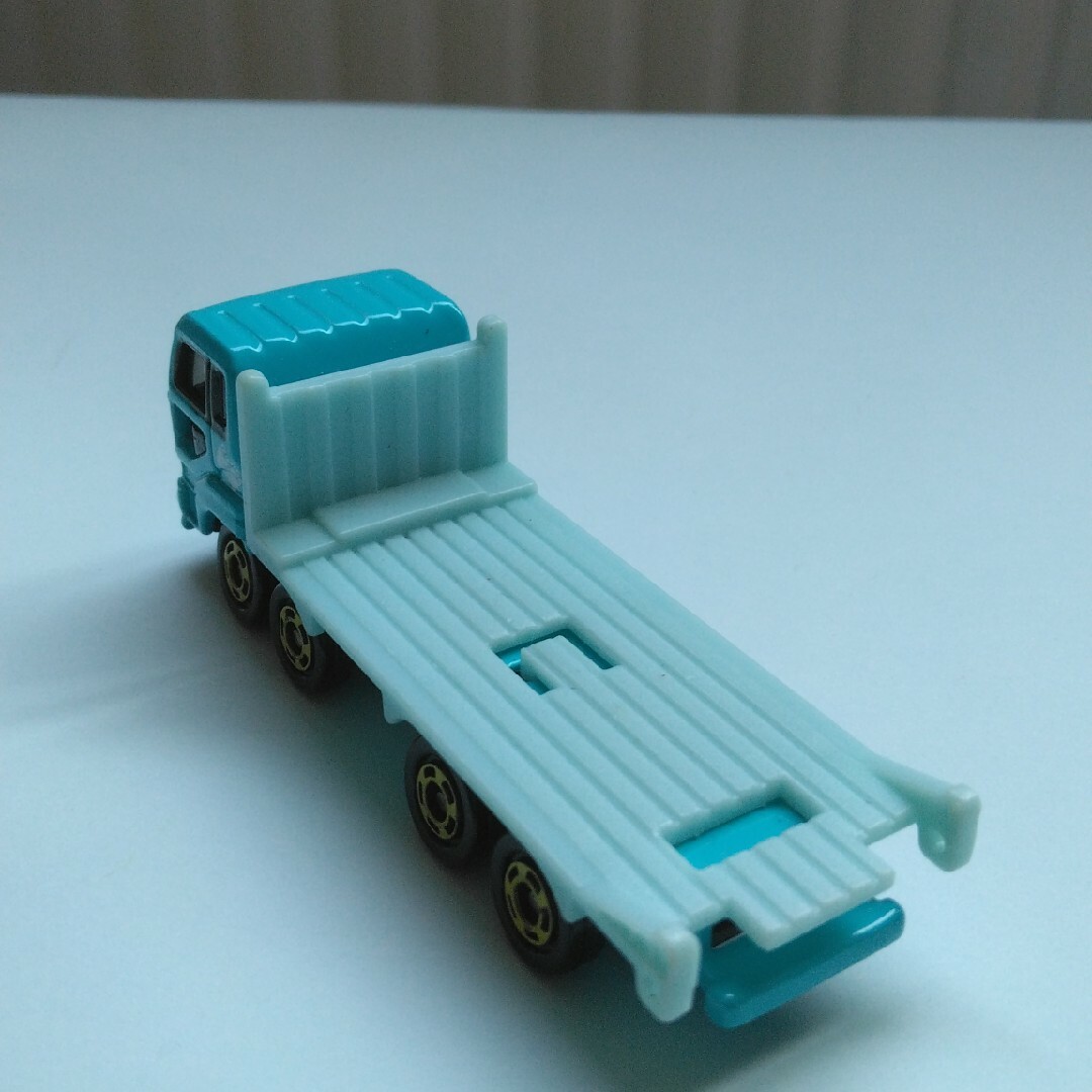 トミカ 67 絶版 日産ディーゼル ビッグサム 【送料別】値下不可