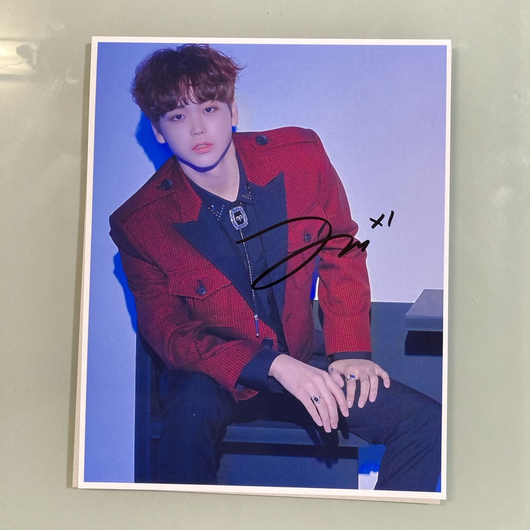 ソン・ヒョンジュン直筆サイン入り超大型写真…Snng HyunJoong…の通販