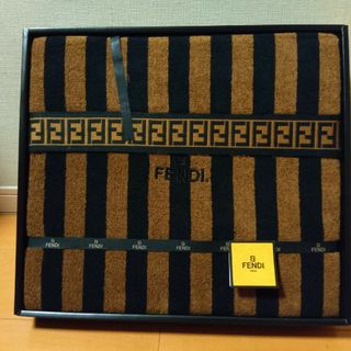 FENDI（タオルケット）のフリマアイテム一覧