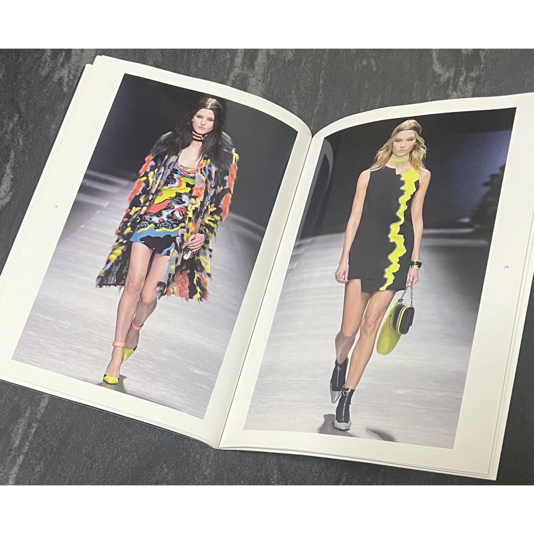 VERSACE - Versace レディース コレクション カタログの通販 by BeBe's