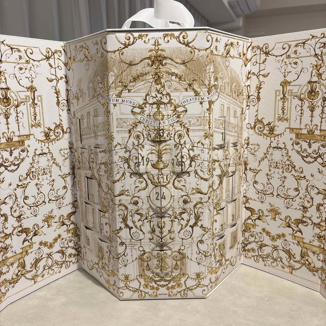 Christian Dior - Dior アドベントカレンダー2025の通販 by kzskzs's