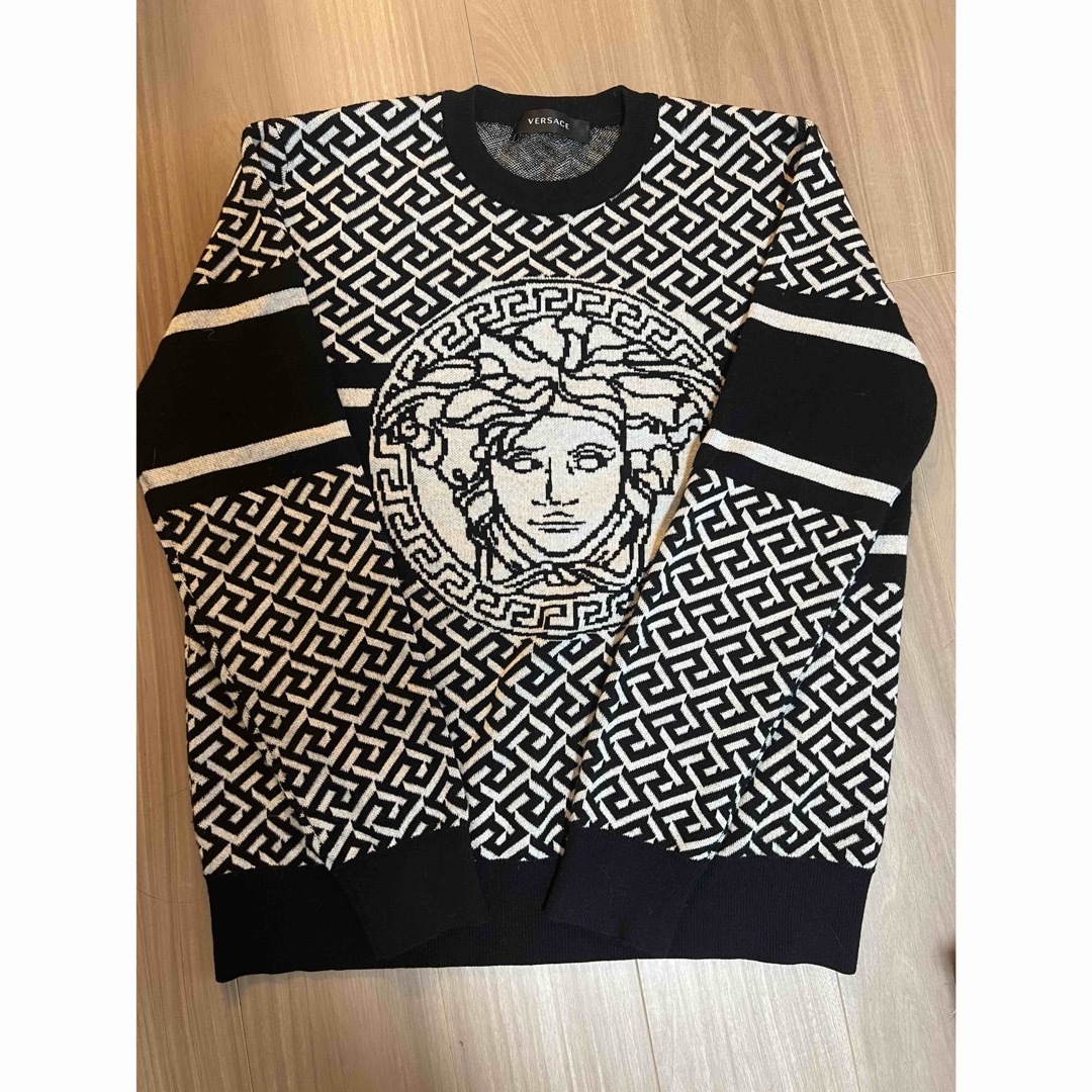 VERSACE メデューサニット ブラック×ホワイト サイズ52（XL相当）の