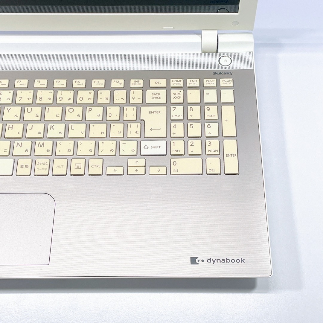 ブルーレイOK書類作成に最適❣️快適SSD✨ゴールド✨東芝ノートPC薄型