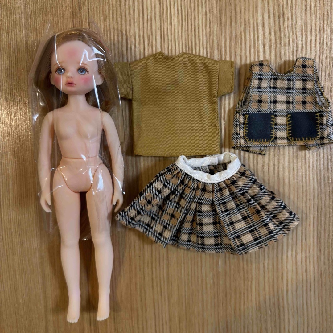 韓国ドール】プチチカ (Petite Chic) カスタムリペイント① 韓国ドール