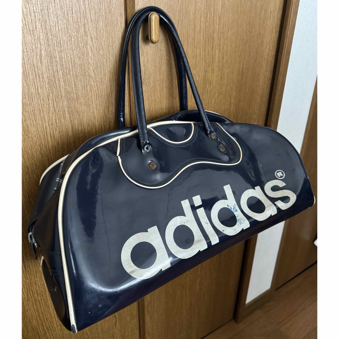 adidas - エナメルバッグ adidas ダメージ加工の通販 by ポテポテポテ