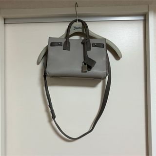 SAINT LAURENT - イブサンローラン カバスシックラージ Yライン