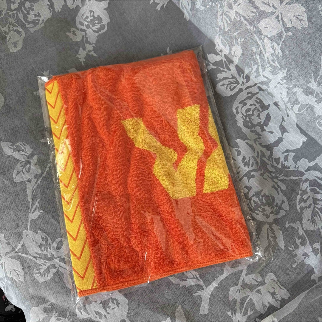 バウンディvaundyツアーグッズ SILENCE 新品 タオル TOKYOの通販 by