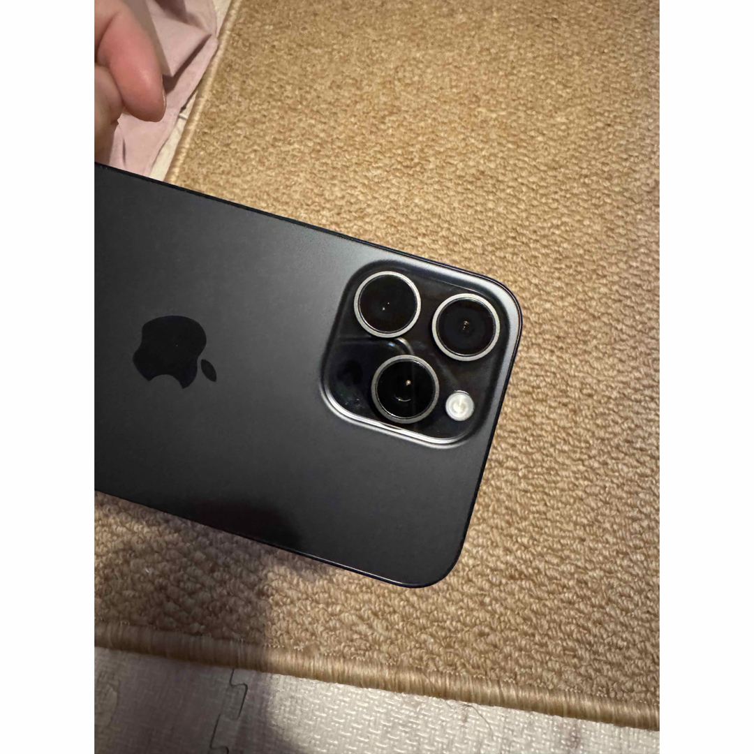 海外版iPhone 15 Pro Max 1TB,極美品,バッテリーは96％ 海外版