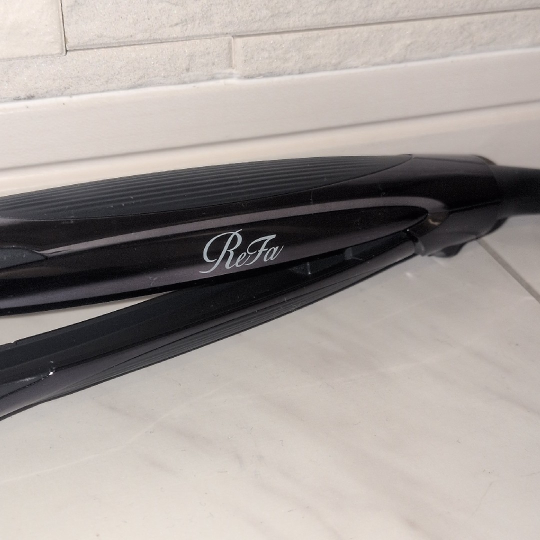 ReFa - Refa ストレートアイロン Pro 2023年 RE-AT-03A スタンド付の