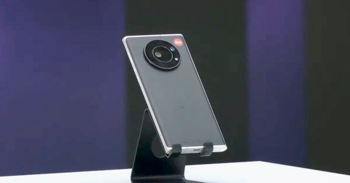 ライカが独自スマホ「LEITZ PHONE 1」発表 値段、スペック詳細